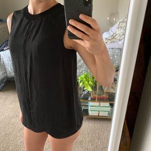 Vince black top XS